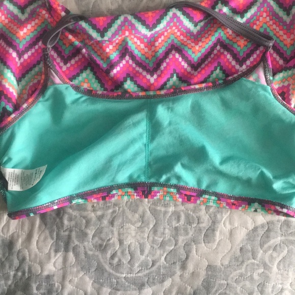 Empyre Multicolored Chevron Flow Bikini Top (Lg) - Picture 4 of 5